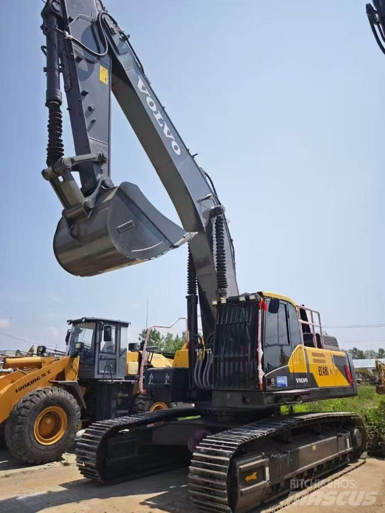 Volvo 480D Pelle sur chenilles