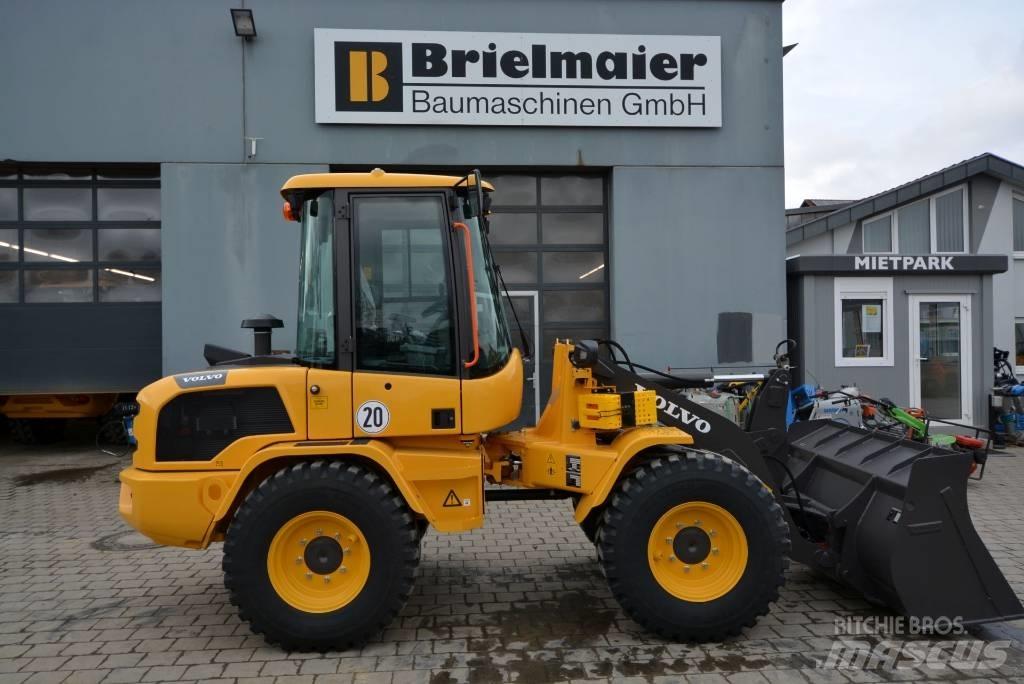 Volvo L 30 H Chargeuse sur pneus