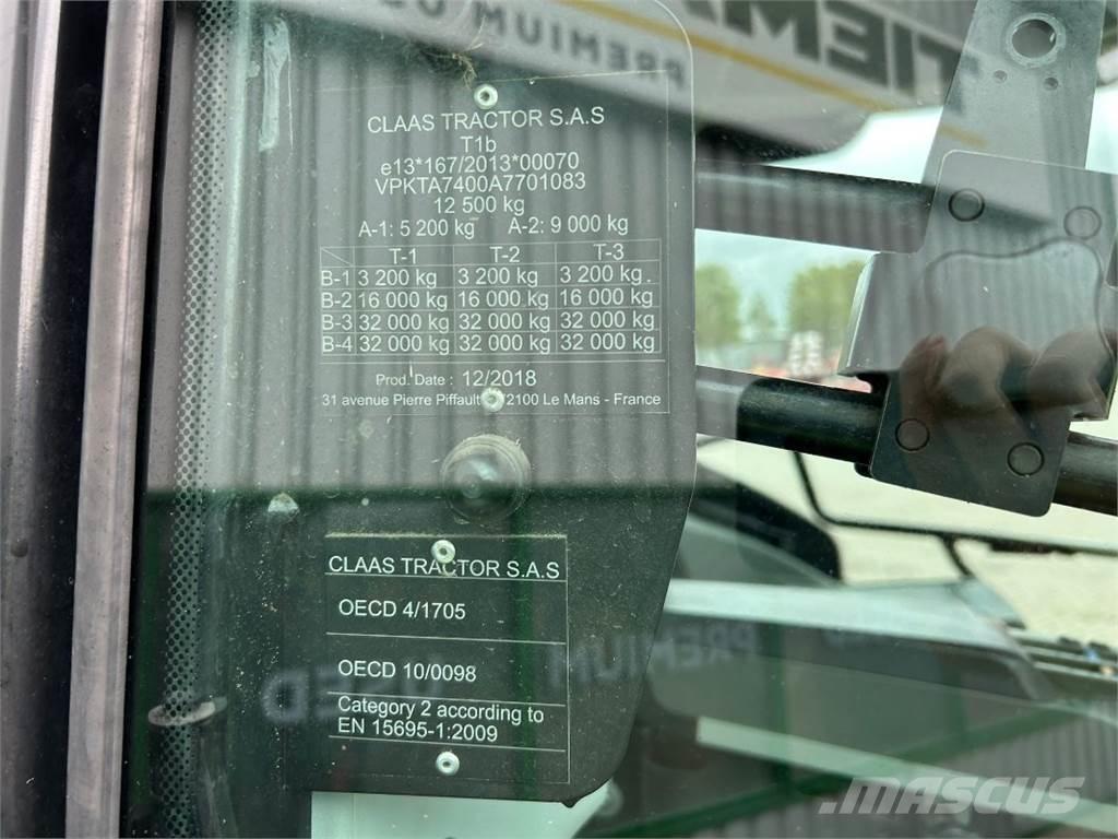 CLAAS Arion 660 Tracteur