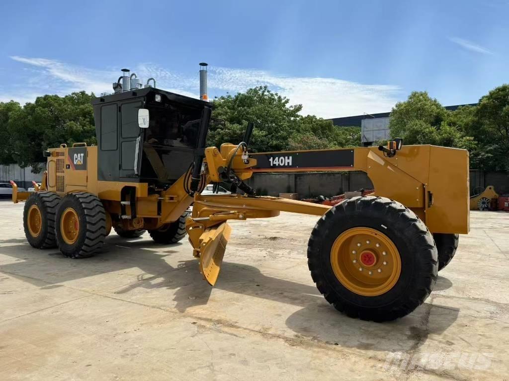 CAT 140 H Niveleuse