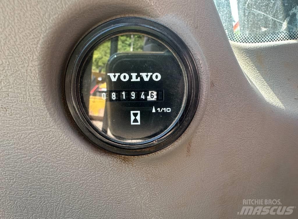 Volvo EC 140 EL Pelle sur chenilles