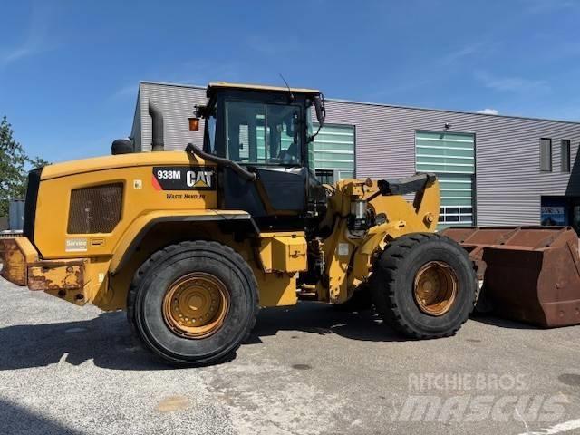 CAT 938 M Chargeuse sur pneus