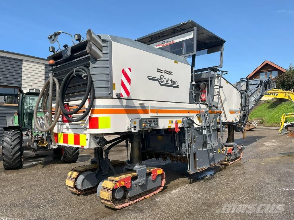 Wirtgen W 210i Fraiseuse à froid