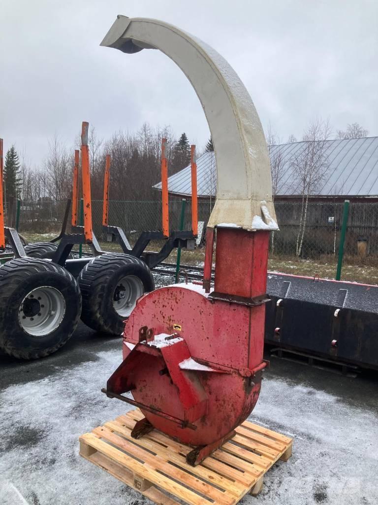 Hakki laikkahakkuri Broyeur de végétaux