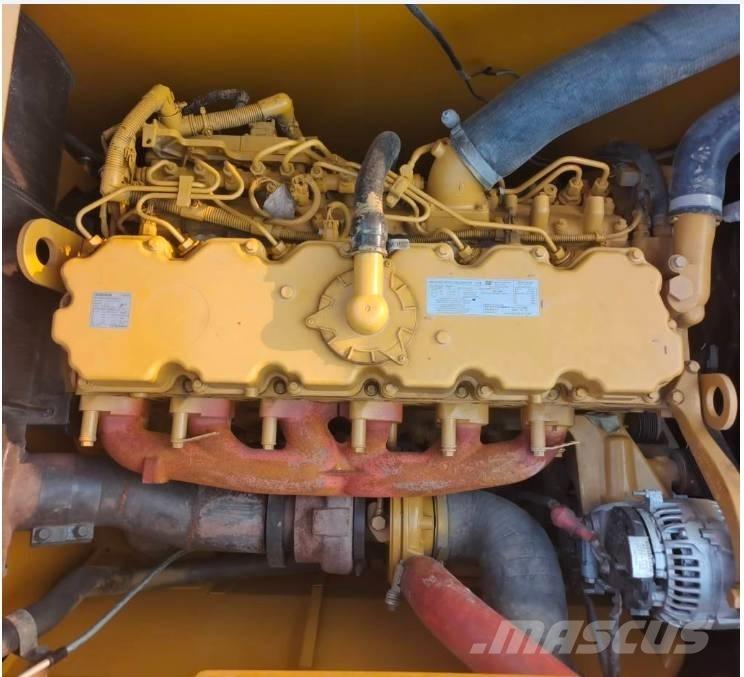 CAT 326 GC Pelle sur chenilles