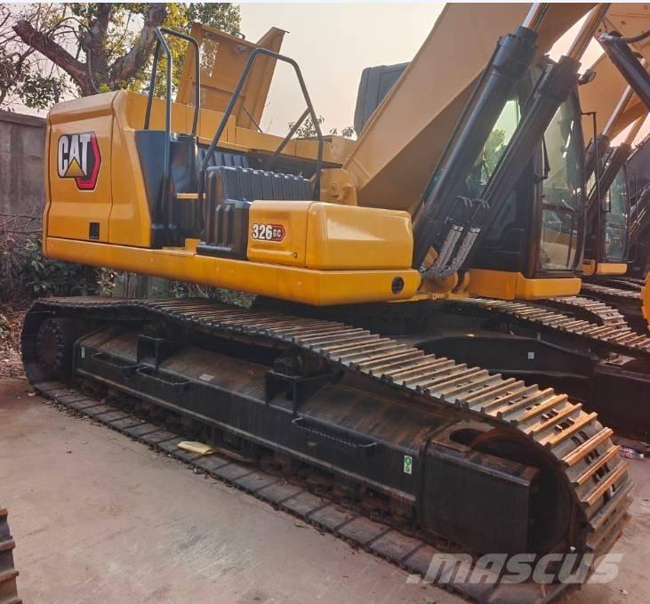 CAT 326 GC Pelle sur chenilles