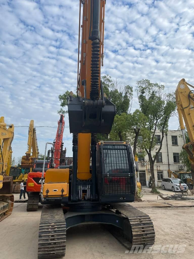 Hyundai 220LC-9S Mini pelle 7t-12t