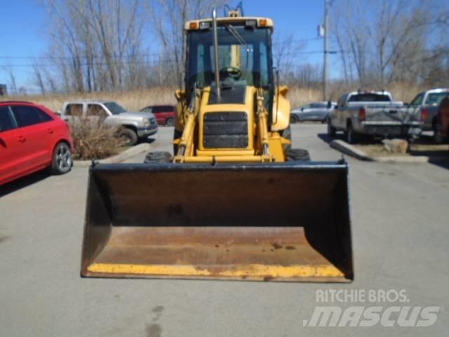 New Holland 575 E Tractopelle