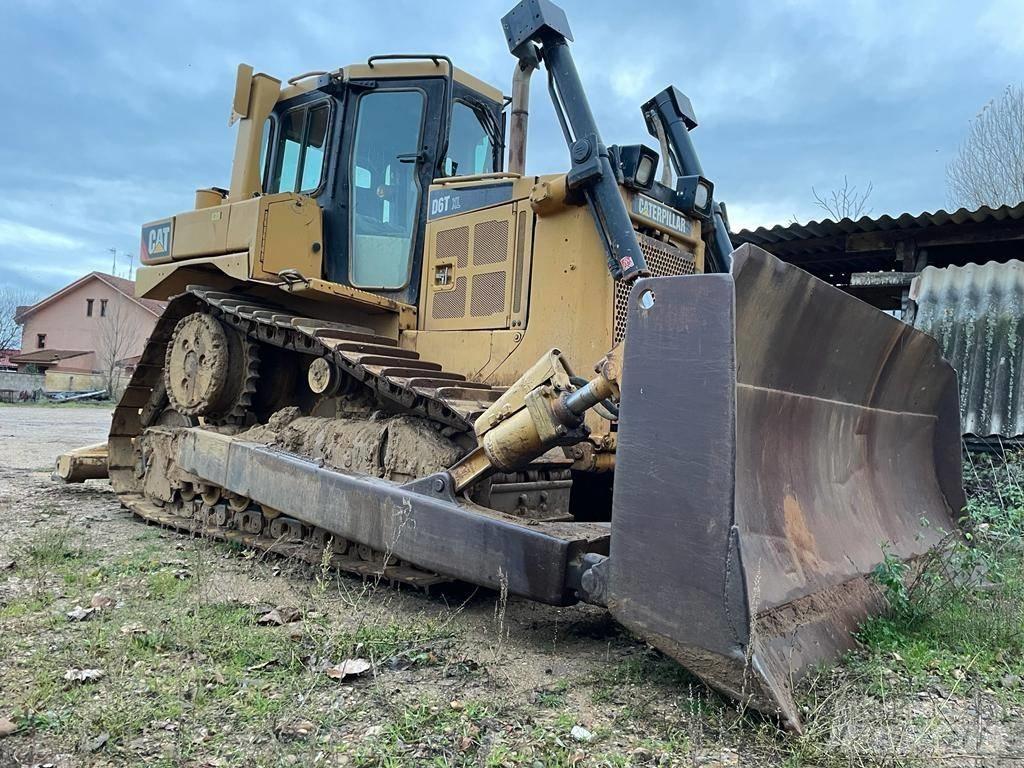 CAT D 6 T XL Bouteurs sur chenilles