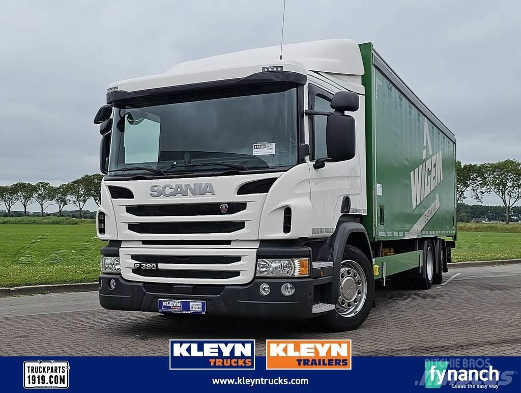 Scania P320 Camion à rideaux coulissants (PLSC)