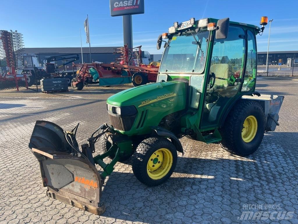 John Deere 2520 HST Micro tracteur