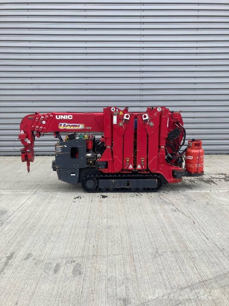 Unic URW-295 Mini grue