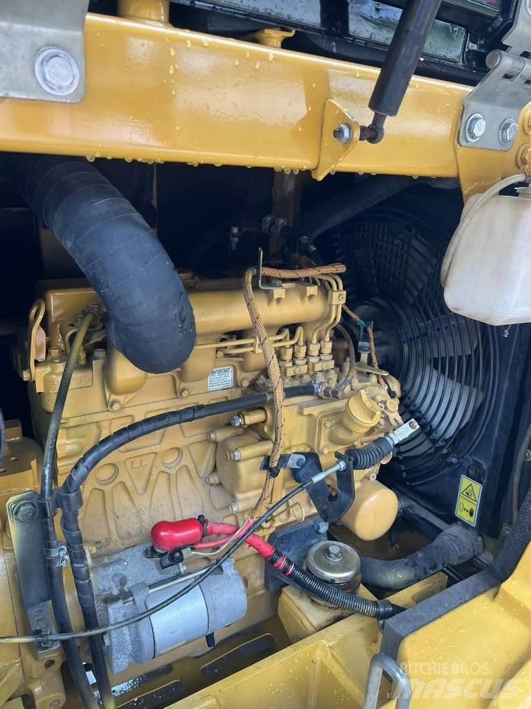 CAT 305.5 E2 Mini pelle < 7t