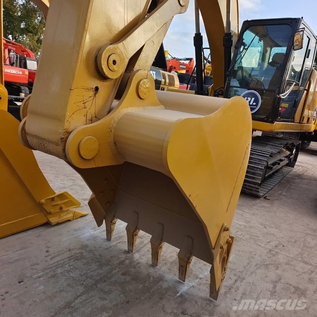 CAT 320 D L Pelle sur chenilles