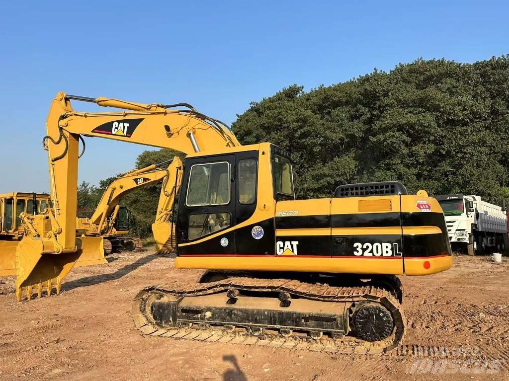 CAT 320 B Pelle sur chenilles