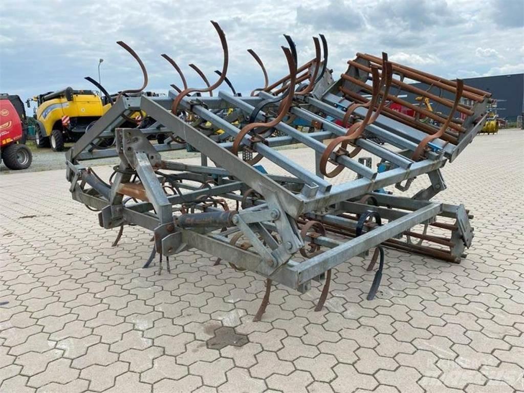  FEDERZINKENGRUBBER Déchaumeur, cultivateur