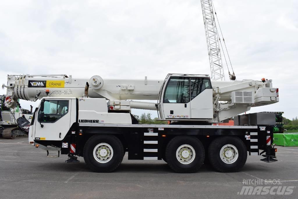 Liebherr LTM1055-3.2 Grues tout terrain