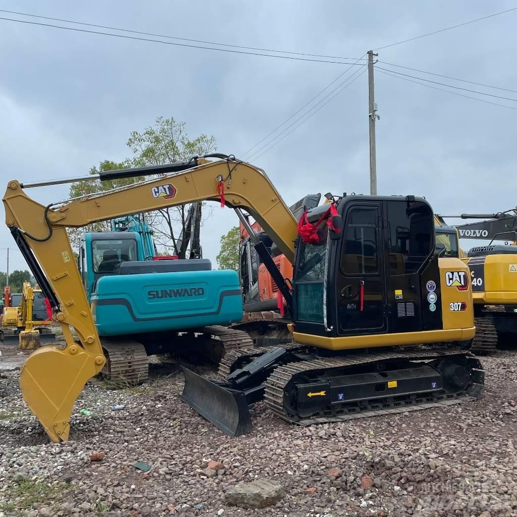 CAT 307E Mini pelle < 7t