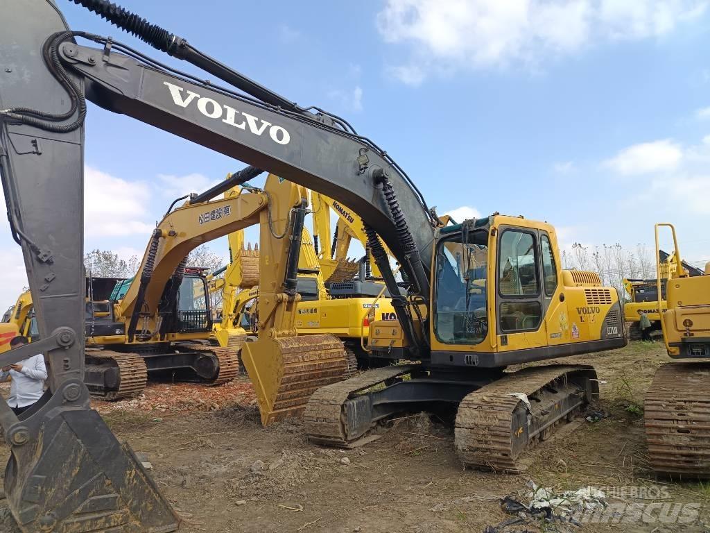 Volvo EC210B Pelle sur chenilles