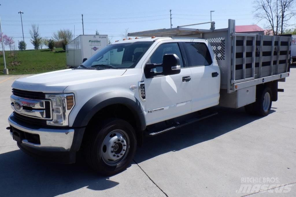 Ford F 550 XLT SD Camion plateau