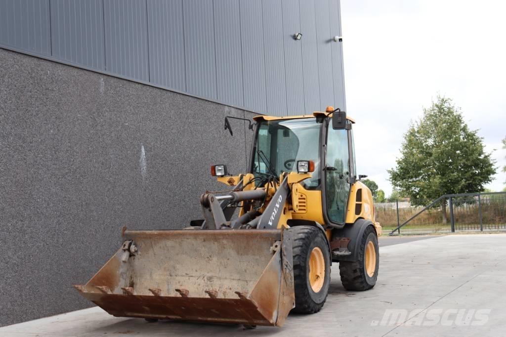 Volvo L25F-Z Chargeuse sur pneus