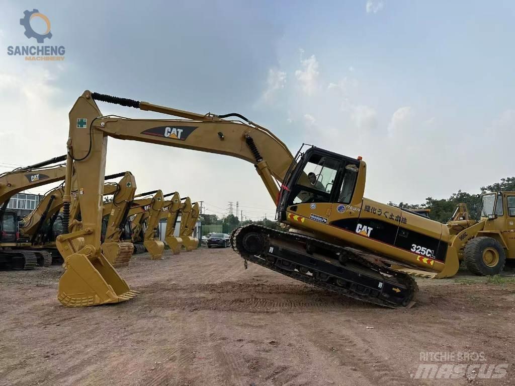 CAT 325 CL Pelle sur chenilles