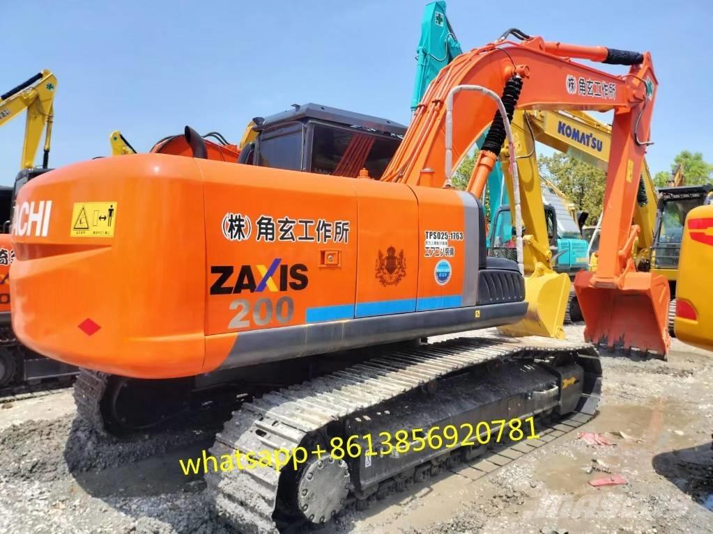 Hitachi ZX 200 Pelle sur chenilles