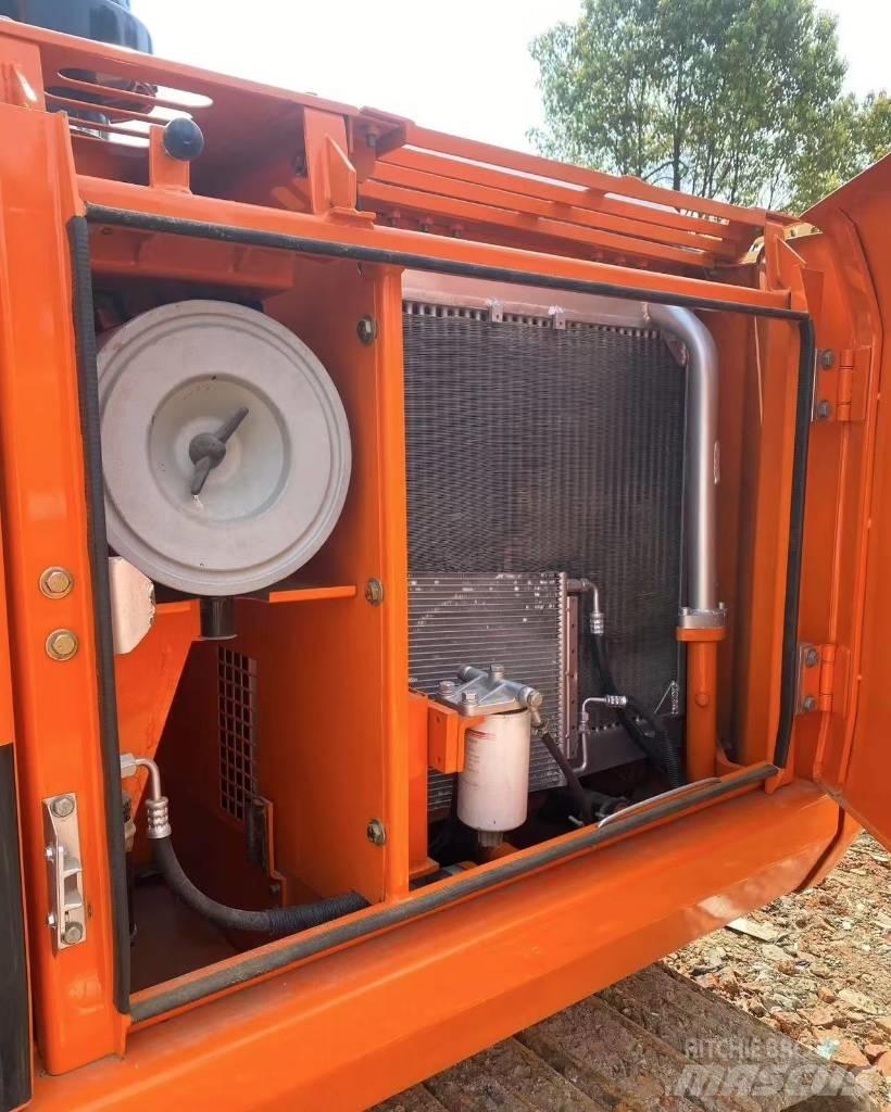 Doosan 150 Pelle sur chenilles