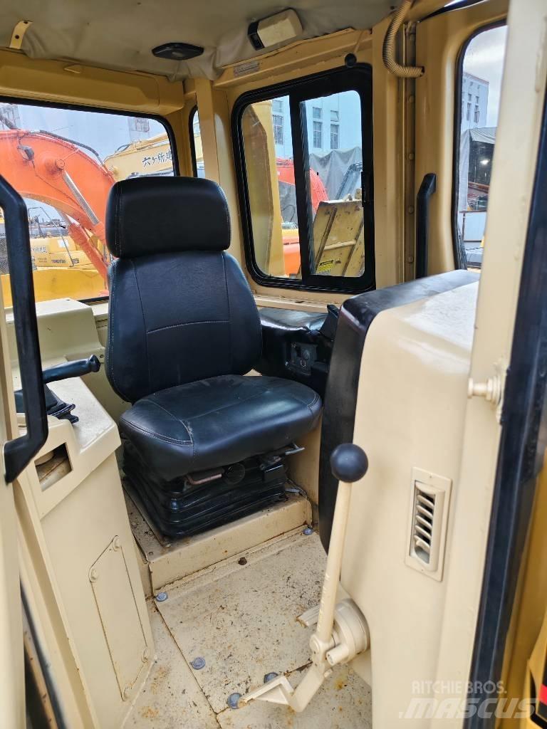 CAT D 7 R Bouteurs sur chenilles
