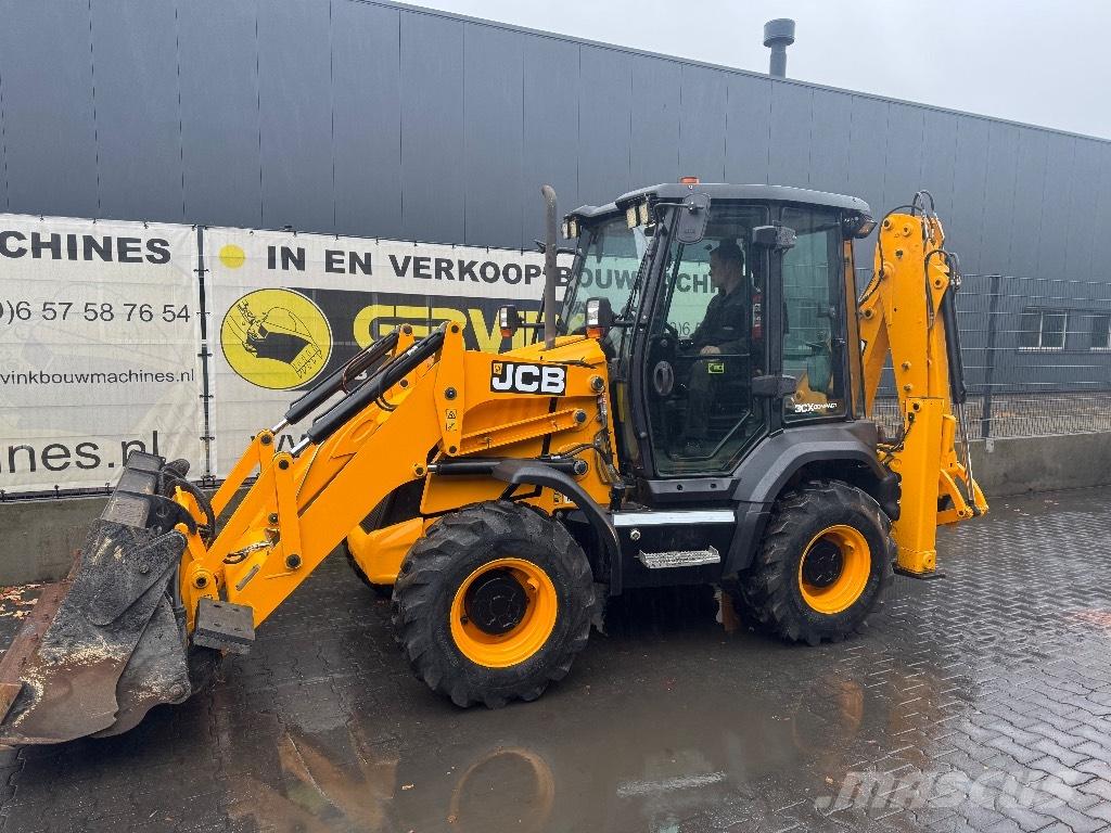 JCB 3CX compact Tractopelle