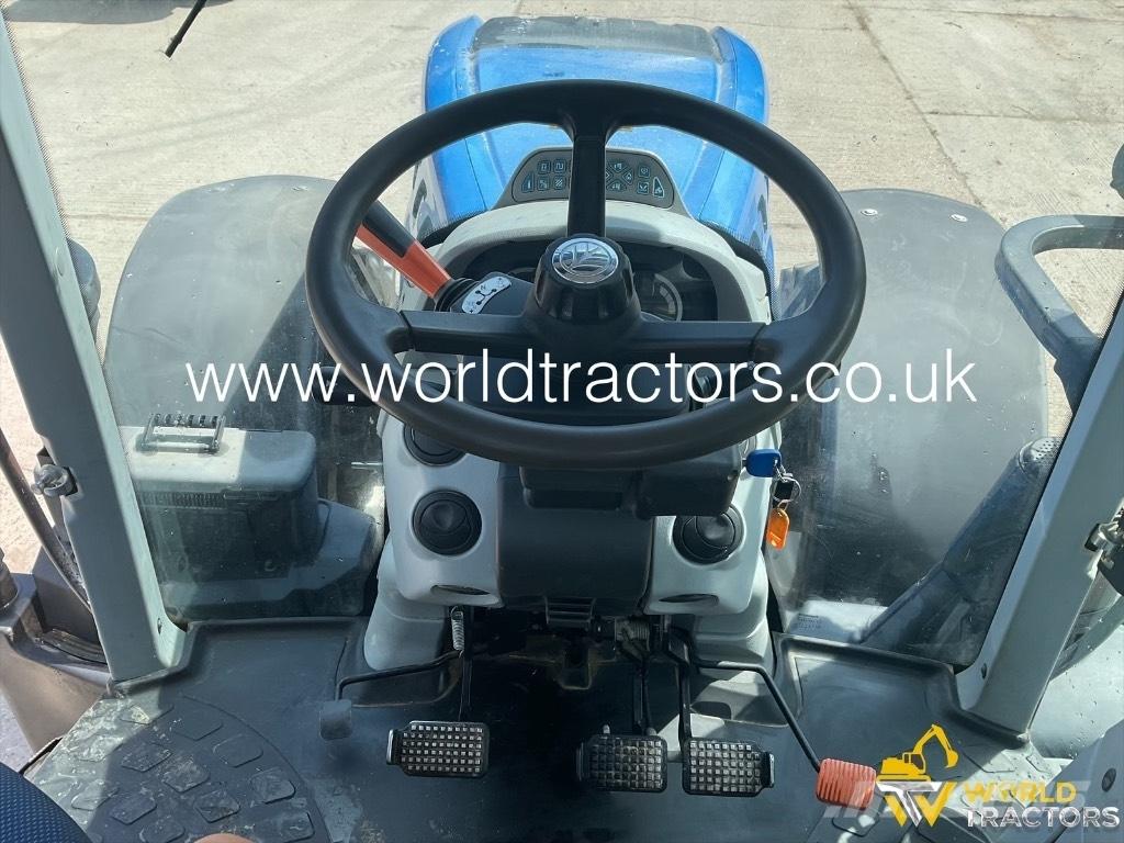 New Holland T 7.245 Tracteur