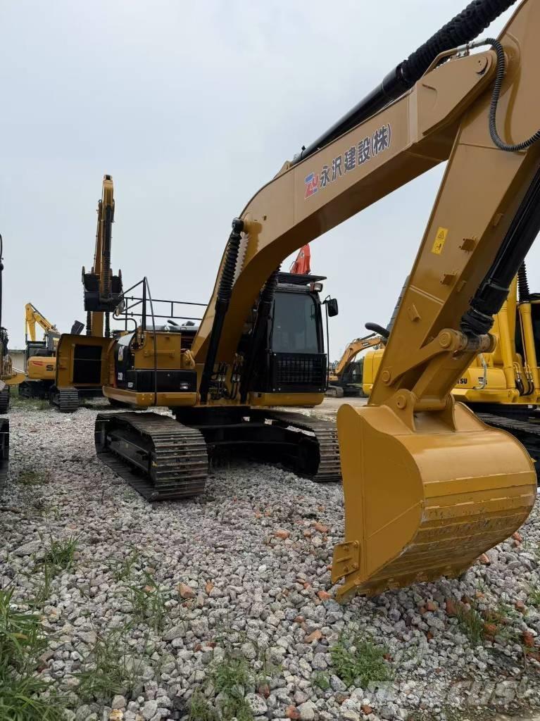 CAT 320D2 Pelle sur chenilles