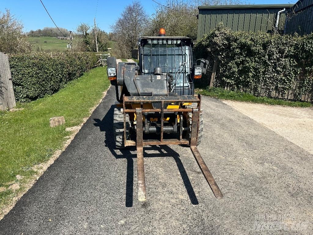 JCB 520-40 Chariot télescopique
