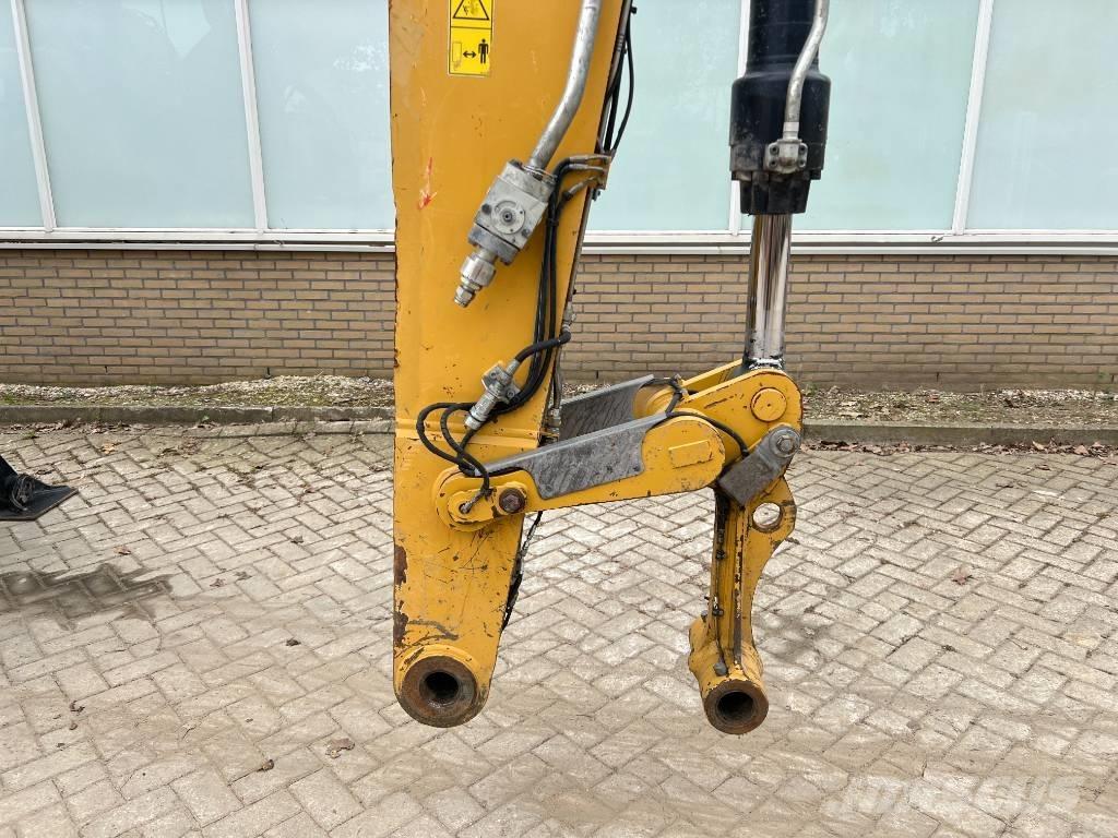 CAT MH3022  2015   CE Pelle à déchets