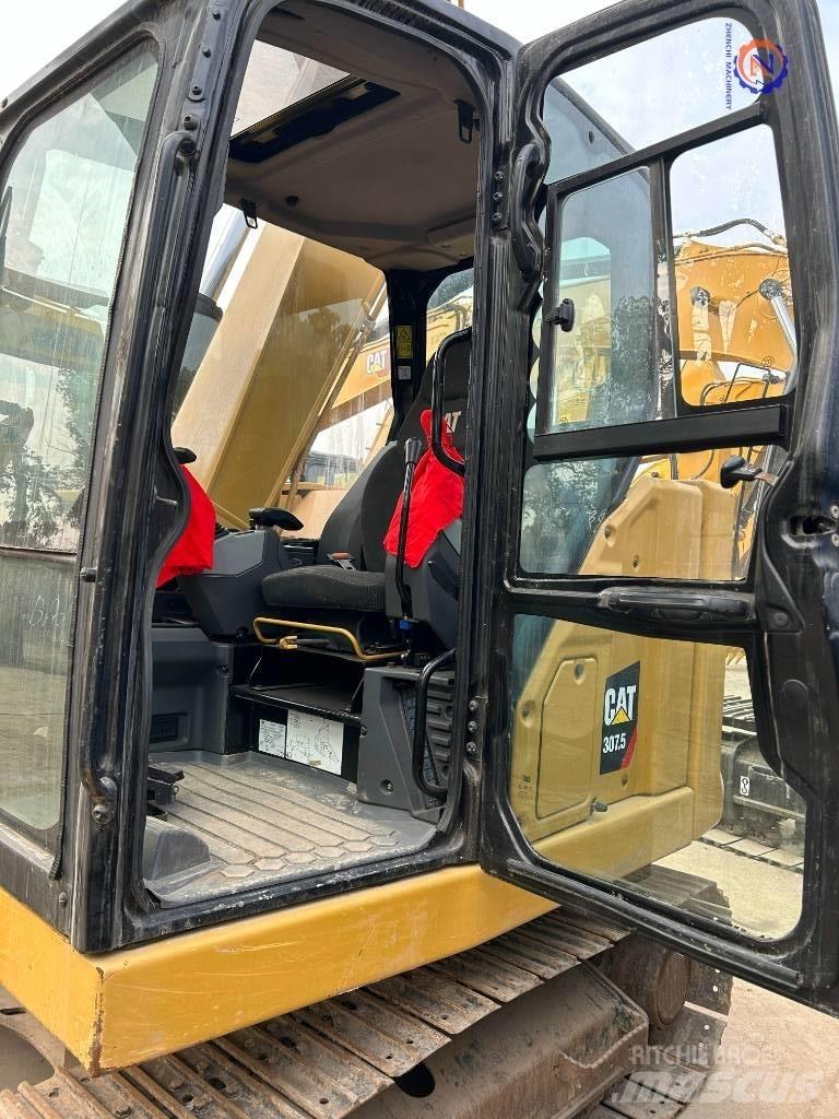 CAT 307.5 Mini pelle < 7t