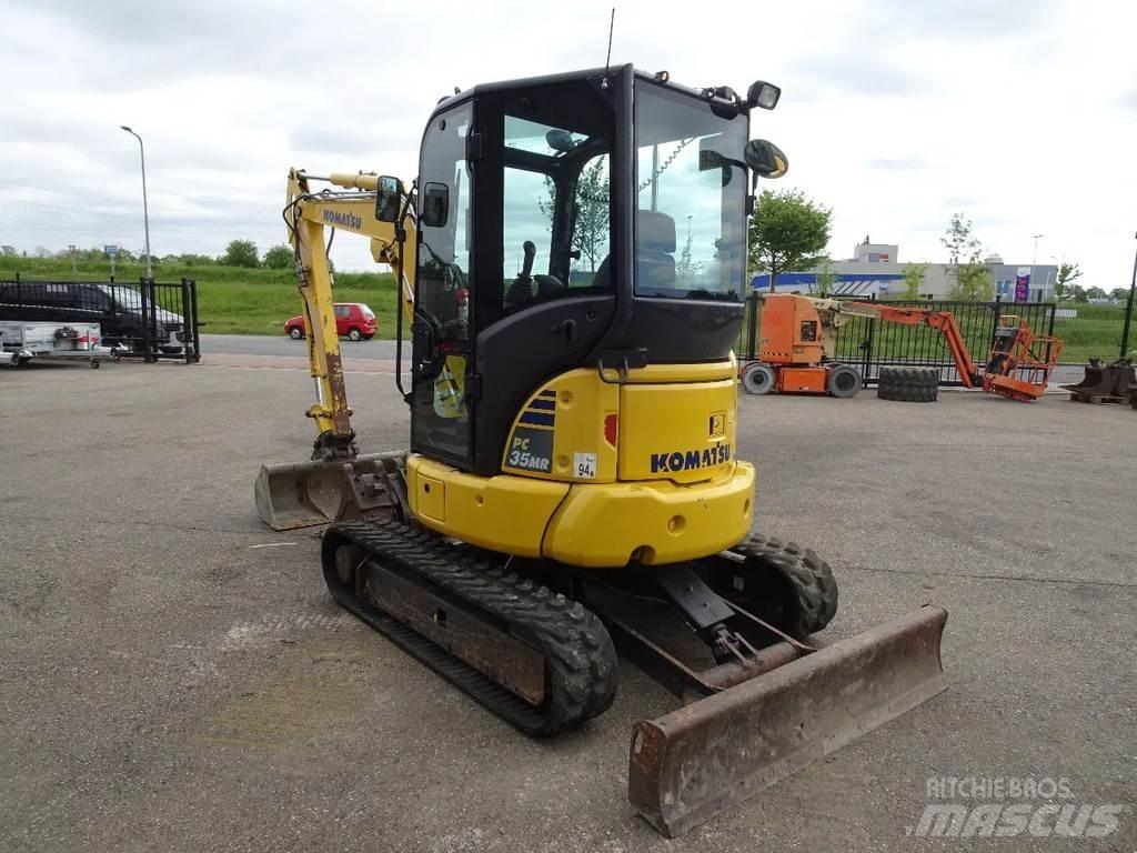 Komatsu PC35MR-5 Mini pelle < 7t