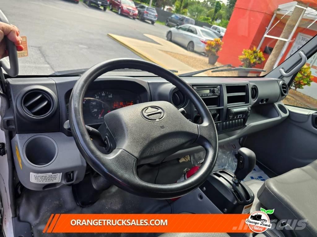 Hino 195 Camion frigorifique