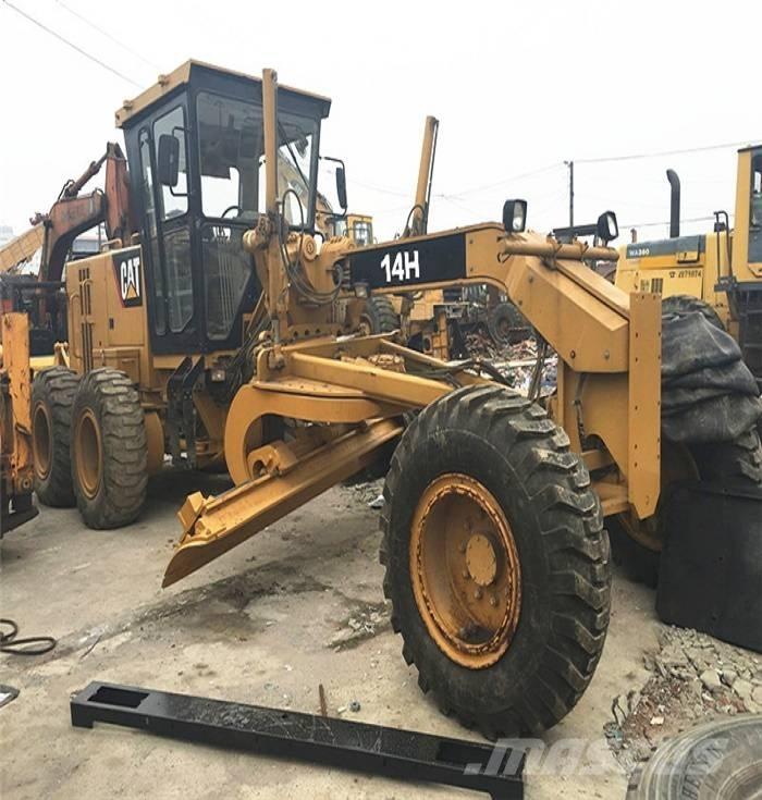 CAT 14 H II Niveleuse