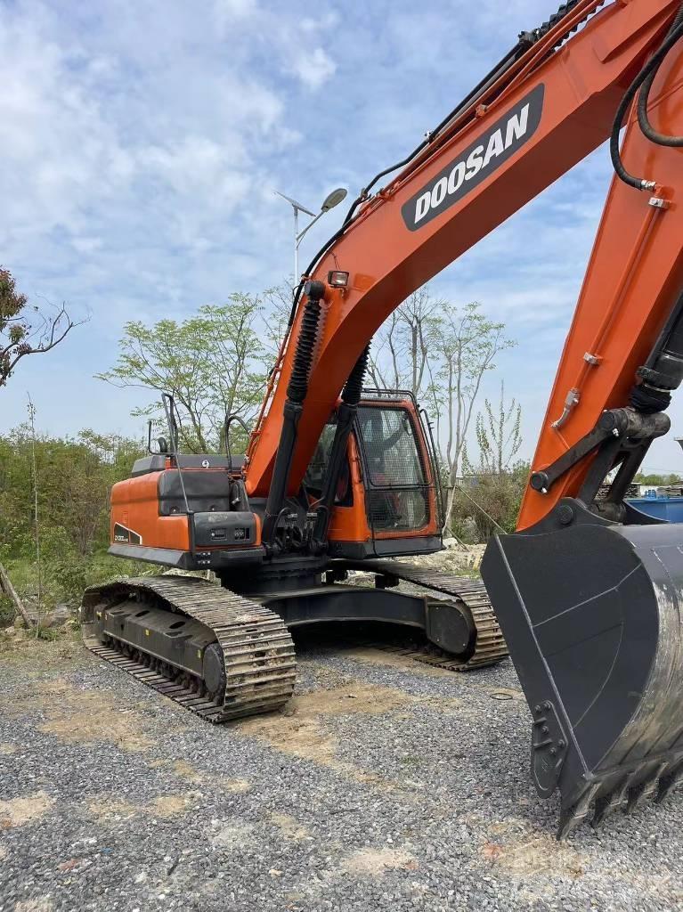 Doosan DX 300 LC Pelle sur chenilles