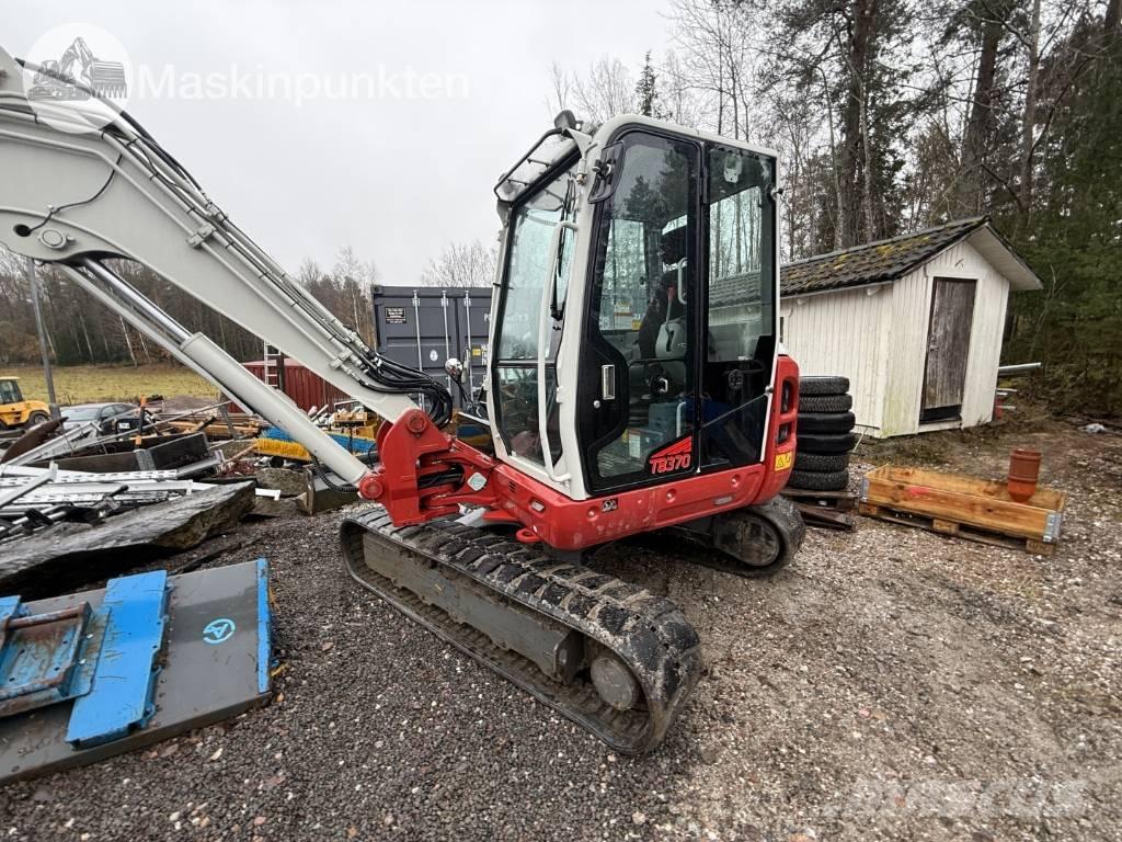 Takeuchi TB 370 Pelle sur chenilles