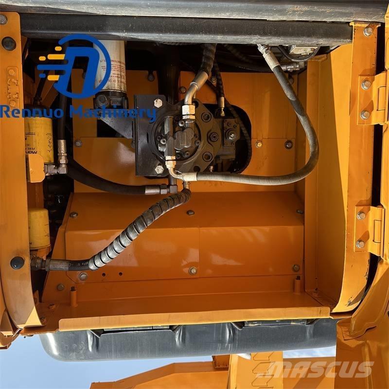 Hyundai 215-9S Pelle sur chenilles