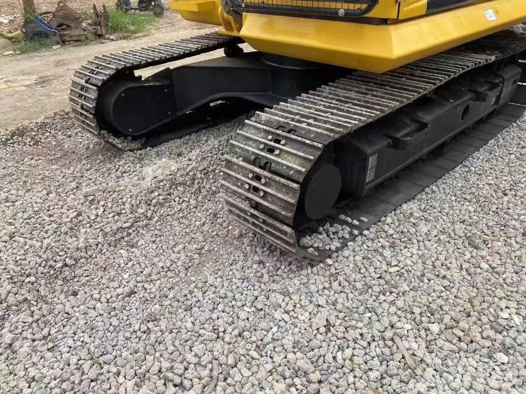 Komatsu PC 130 LC Pelle sur chenilles