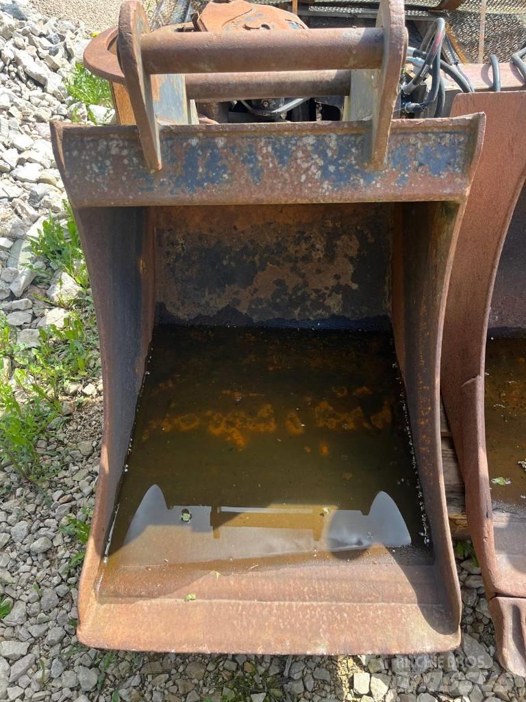 Komatsu 600 Godet