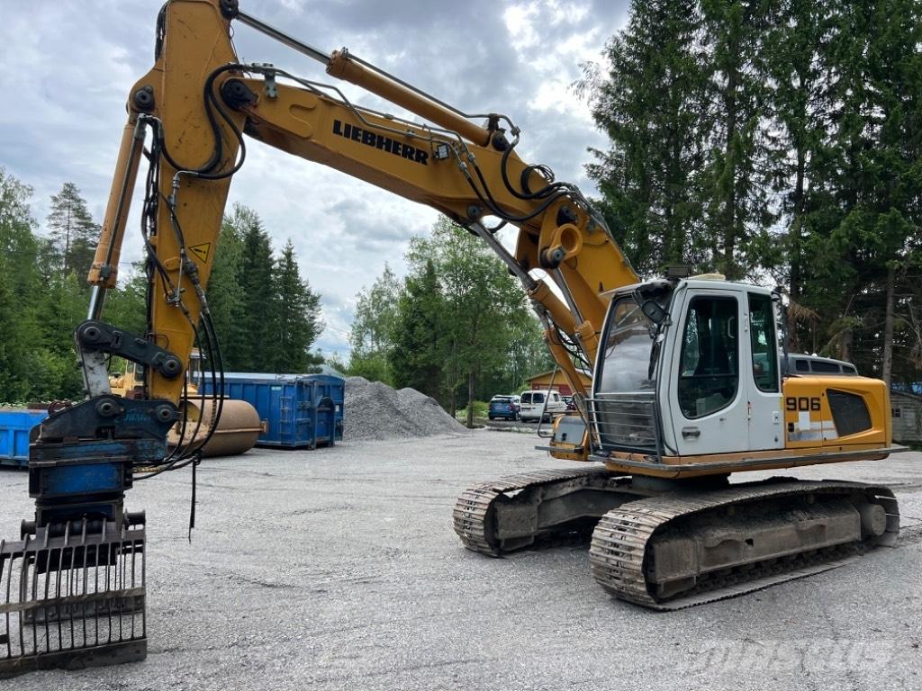 Liebherr R 906 LC Pelle sur chenilles