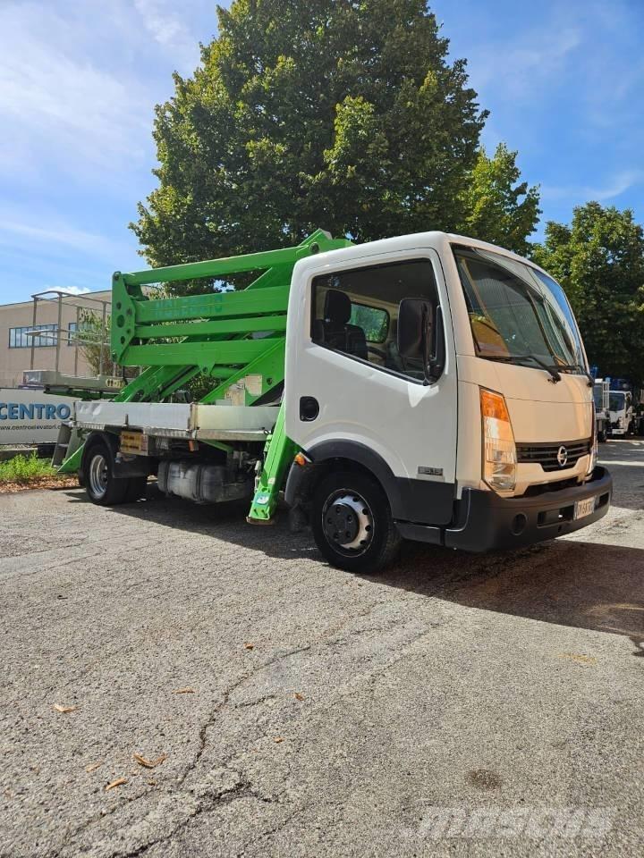 Isoli PNT 205 Camion nacelle