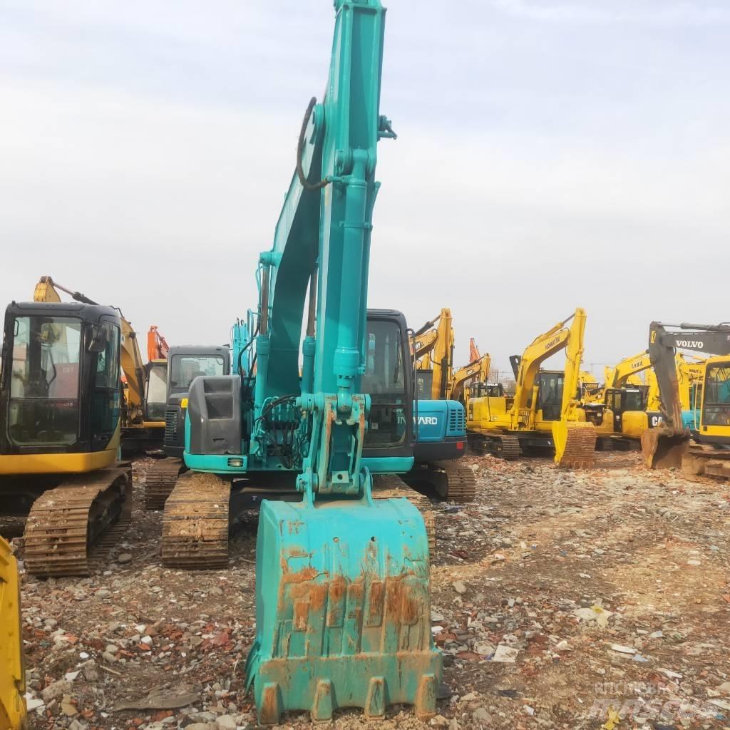 Kobelco SK 135 SR Pelle sur chenilles