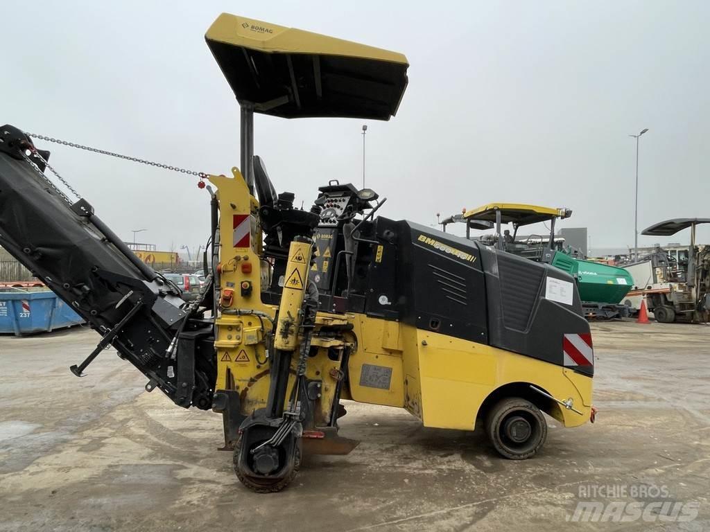 Bomag BM 500/15-2 Fraiseuse à froid