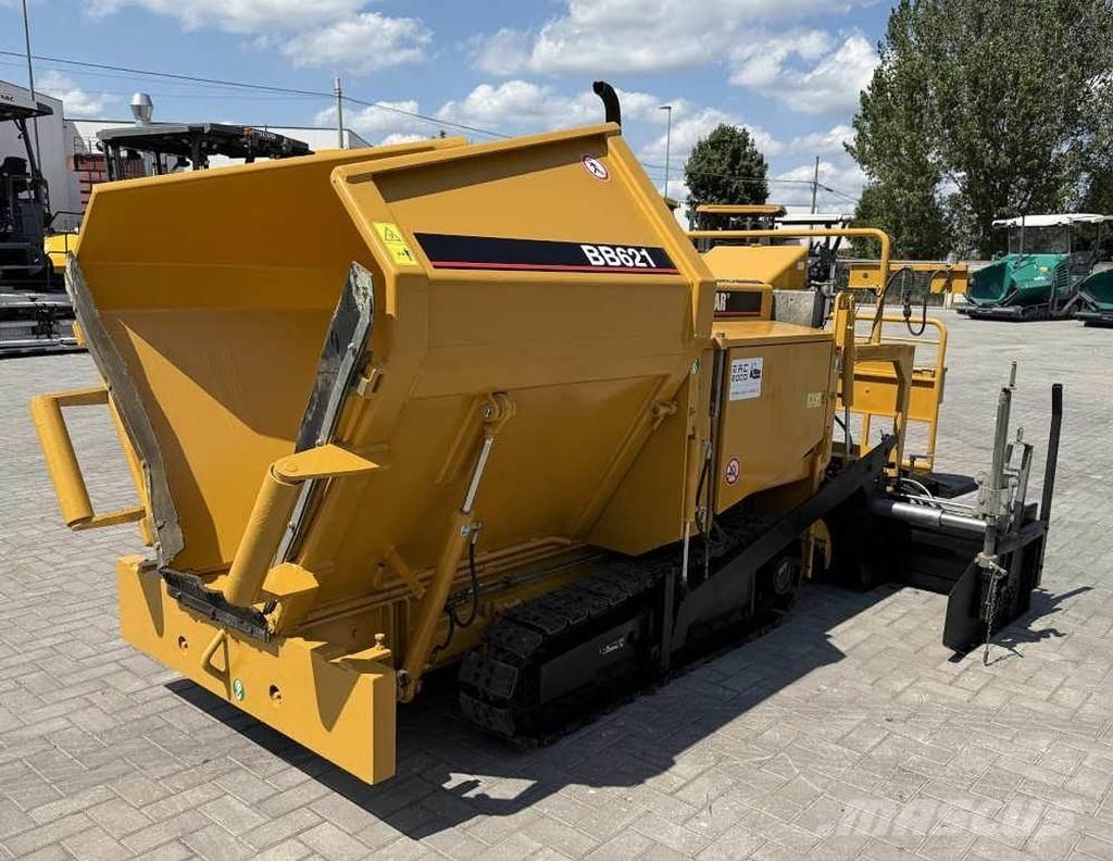 CAT BB 621C Finisseur