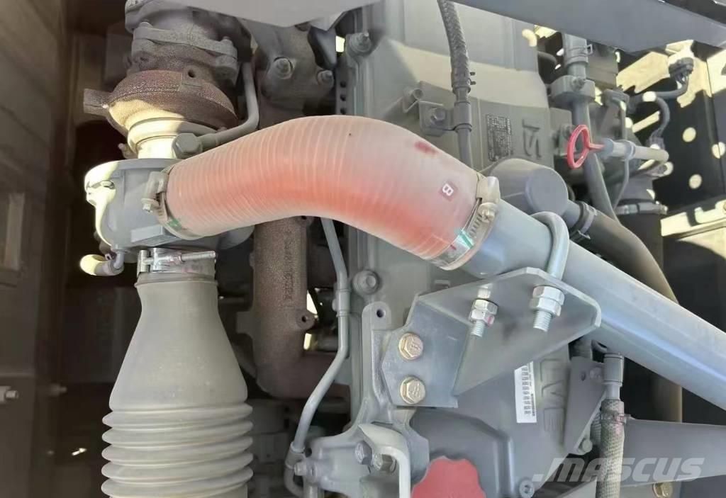 Hitachi 250 Pelle sur chenilles