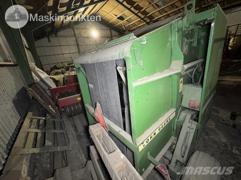 John Deere 545 Presse à balle ronde